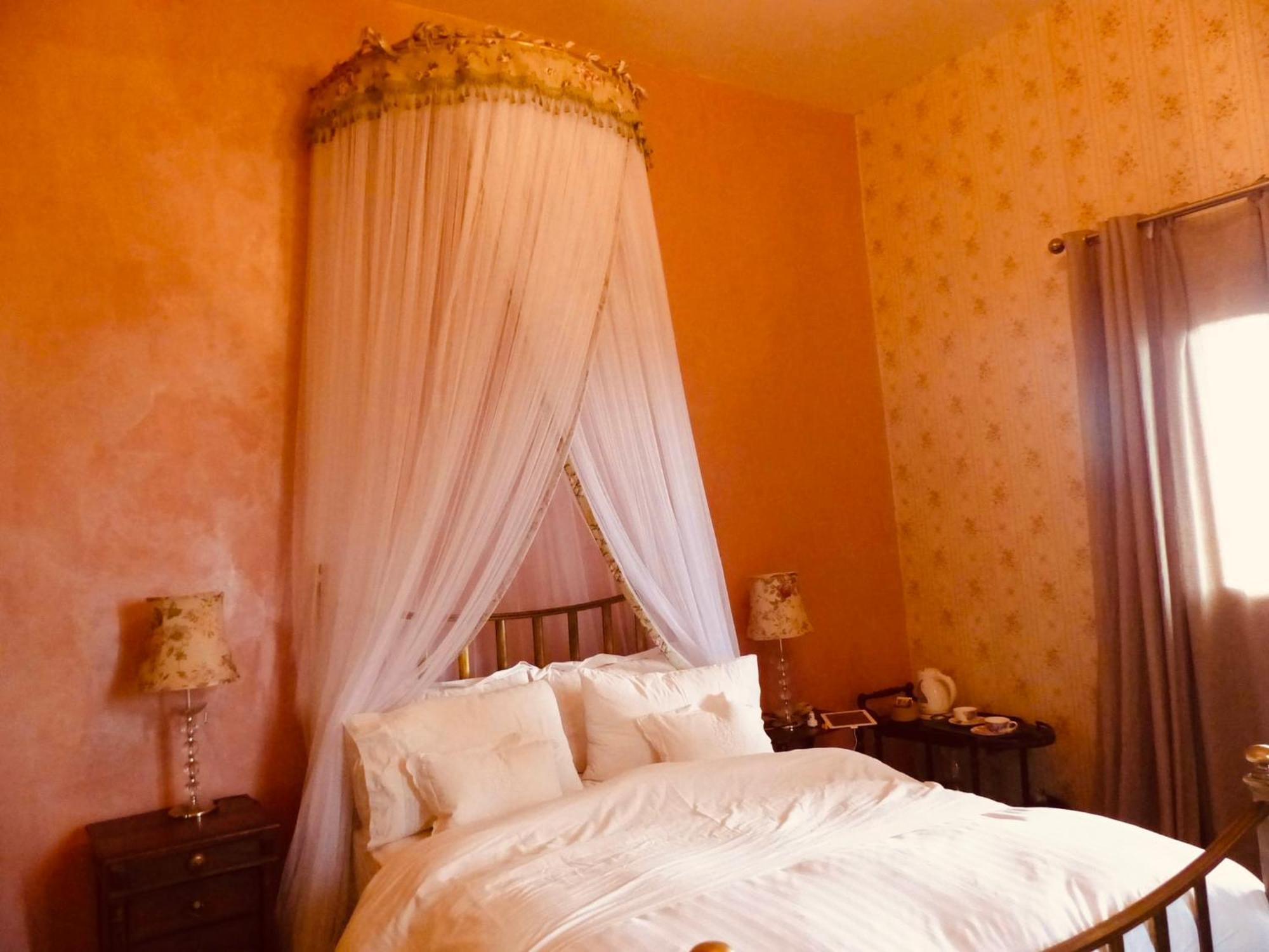 Lokanga Boutique Hotel Антананариву Экстерьер фото